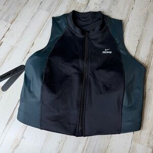 Nike Skims Zip Up Bra